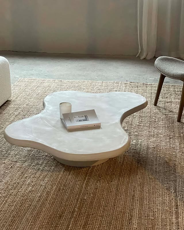 Kumo coffee table