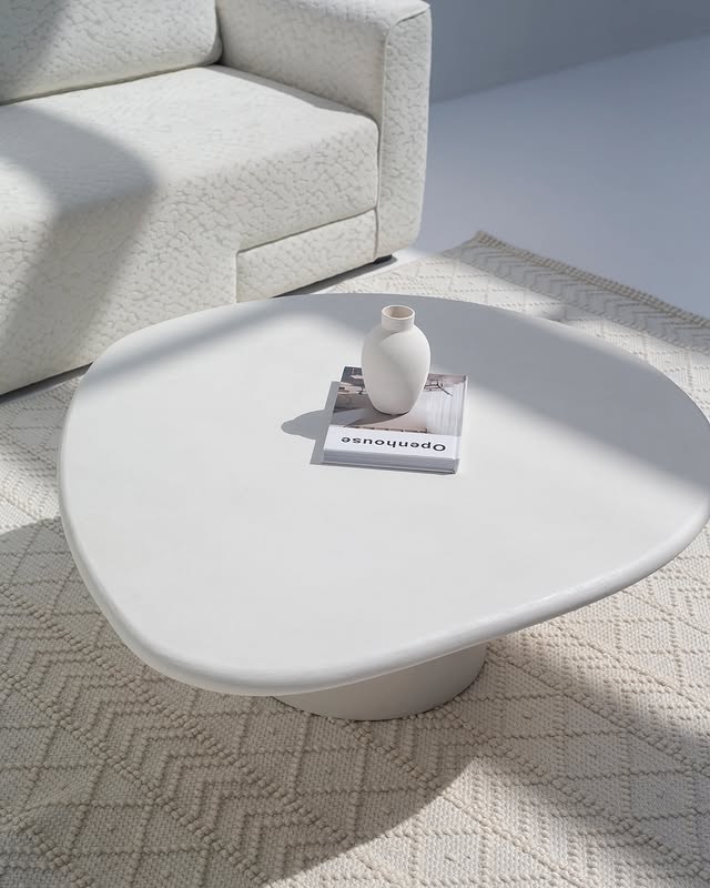 Rania coffee table