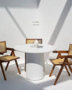 Diana dining table